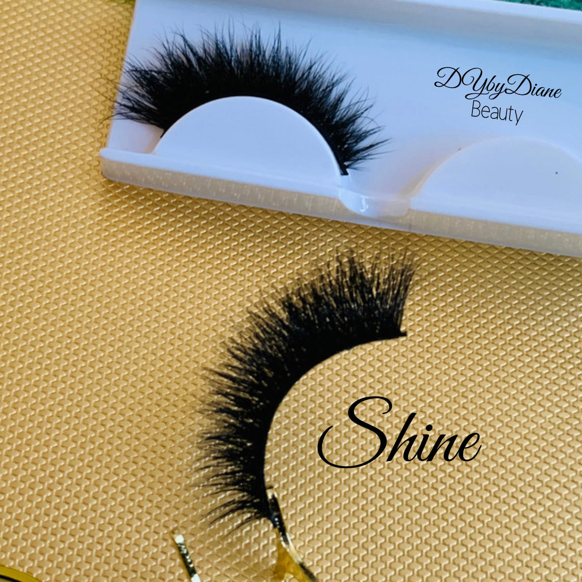 🍀Shine Luxurious Lash🍀