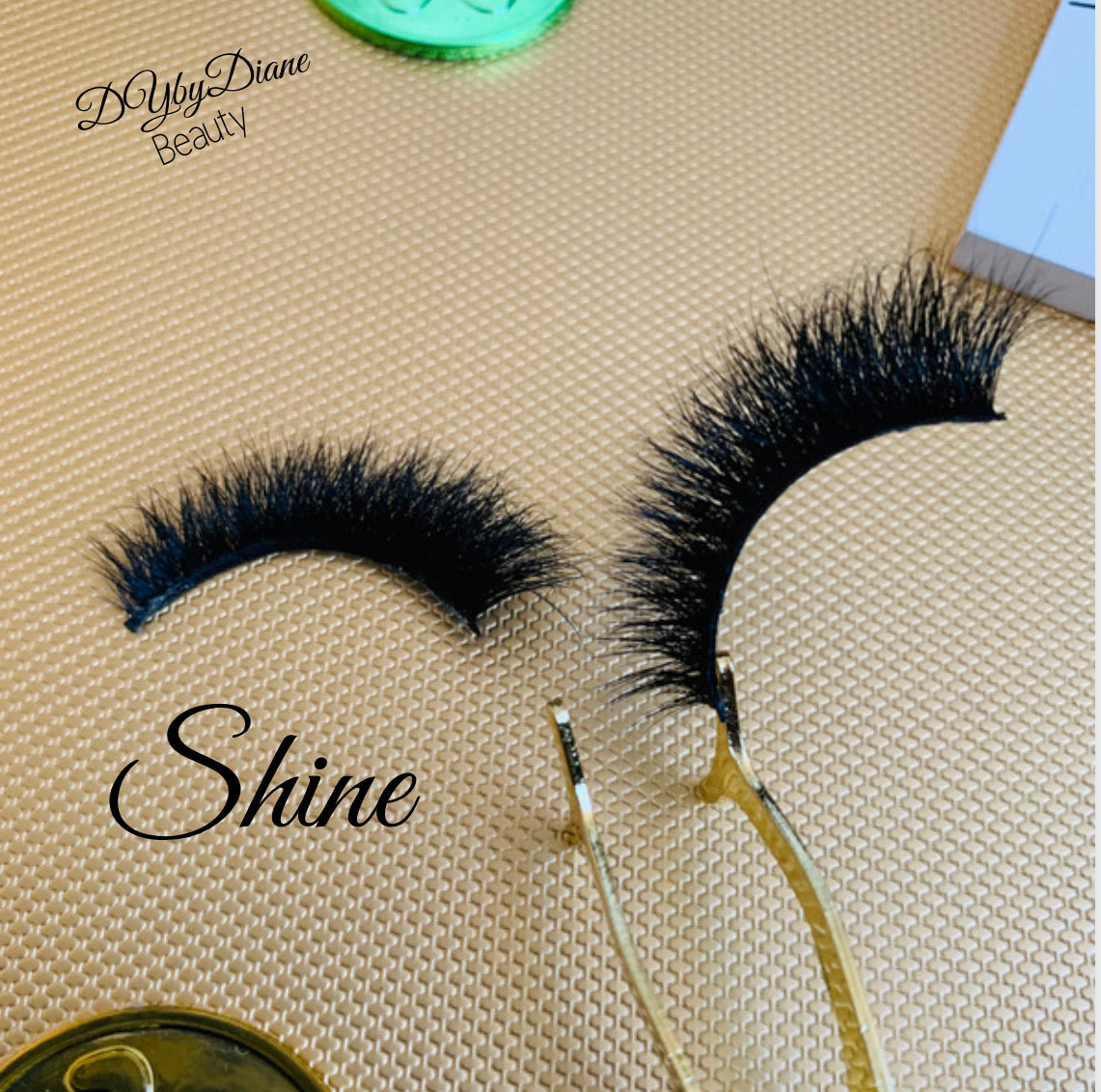 🍀Shine Luxurious Lash🍀